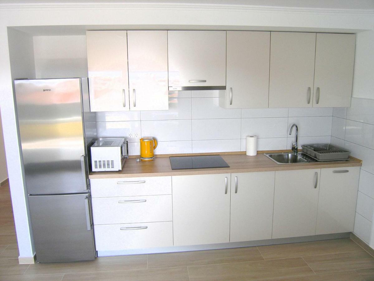 Apartmani Krajinovic Krk Town Esterno foto